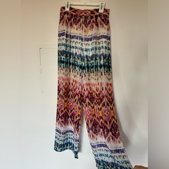 Fun flowy colorful pants - Picture 3 of 3